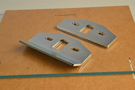 Chapa de refuerzo
, tope de puerta, 911                                                            